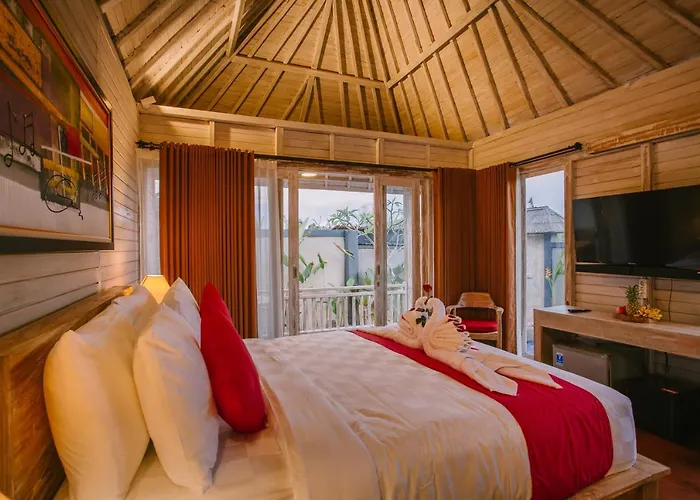 Aget Private Pool Nusa Penida Toyapakeh